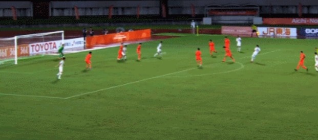 半场-U23国足1-1朝鲜U23 张玉宁头球破门吴曦献助攻毛伟杰染黄 半场-U23国足1-1朝鲜U23 张玉宁头球破门吴曦献助攻毛伟杰染黄