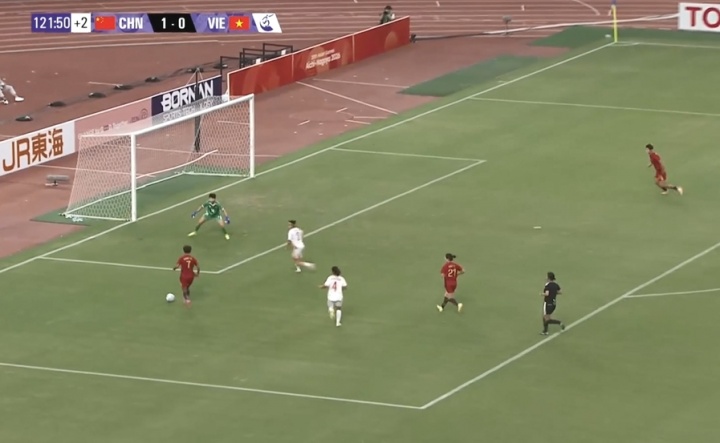 又香又臭?王霜8射5正+加时打入制胜进球,但也空位不传+错失良机 又香又臭?王霜8射5正+加时打入制胜进球,但也空位不传+错失良机