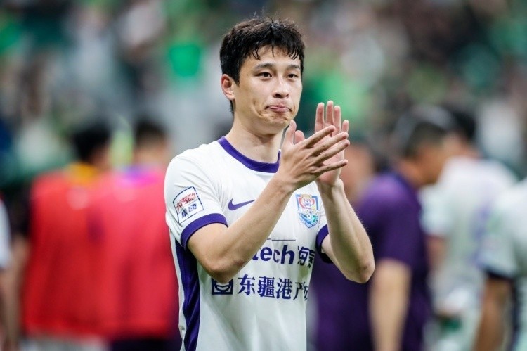 津媒:U19国足热身赛1-0天津津门虎 巴顿最快下周才能尝试慢跑 津媒:U19国足热身赛1-0天津津门虎 巴顿最快下周才能尝试慢跑